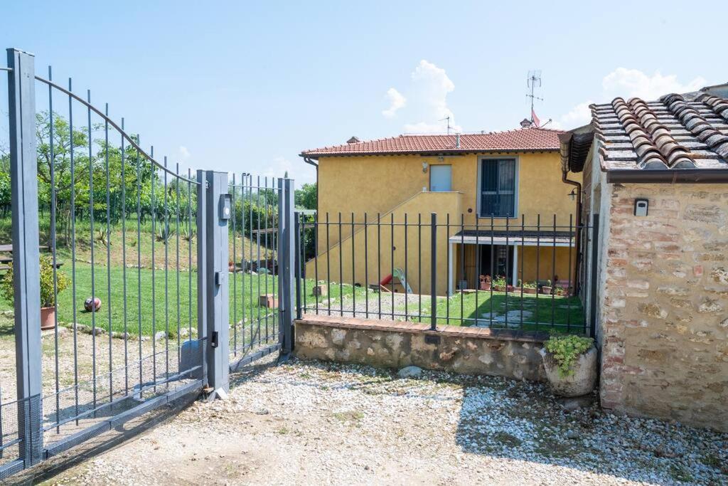 Appartamento Il Poggino Colle Val D'Elsa Exterior foto